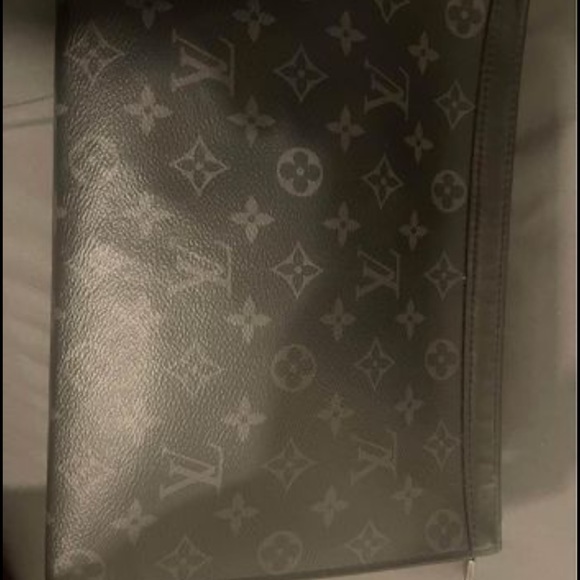 Louis Vuitton Toiletry 26 - Picture 4 of 5